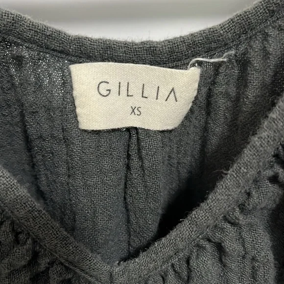 Loungewear/Gown - Picture 6 of 10